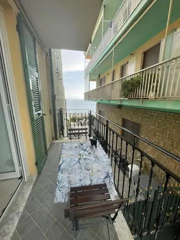 Residenza Marina Riva Ligure 0*,